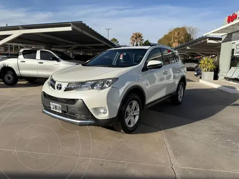 foto Toyota RAV4 RAV 4 2.0 5 P L/13 4X2 VX CVT usado (2013) color Blanco precio $27.000.000
