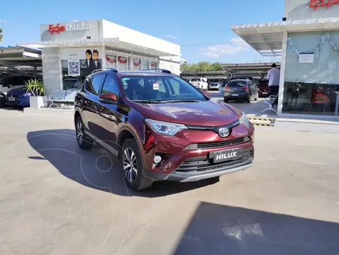 Toyota RAV4 RAV 4 2.5 5 P L/16 4X4 VX  AUT usado (2017) color Bordo precio $34.093.000