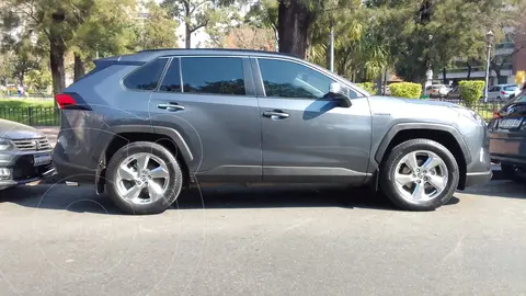 Toyota RAV4 HV 2.5 Limited 4x2 Hibrida usado (2019) color Gris Metalico precio u$s38.000