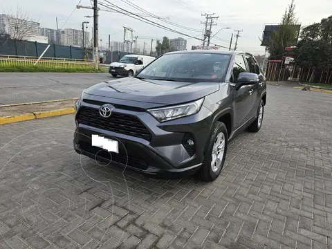 Toyota Rav4 2.0L LE usado (2021) color Gris precio $19.000.000