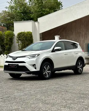 Toyota Rav4 2.0 Lujo 4X2 Aut usado (2017) color Blanco Perla precio $12.290.000