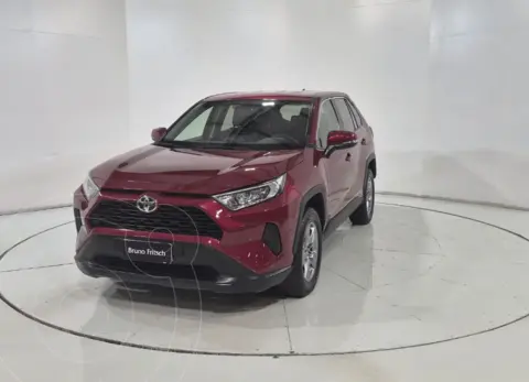 Toyota Rav4 2.0L LE Aut usado (2023) color Rojo financiado en cuotas(pie $3.800.000)