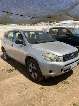 Toyota Rav4 2.4 Lujo 4X2 usado (2008) color Gris Plata  precio $4.600.000