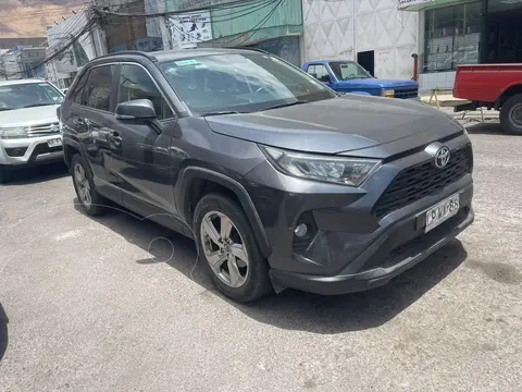 Toyota Rav4 2.5L XLE Aut usado (2020) color Gris precio $15.000.000