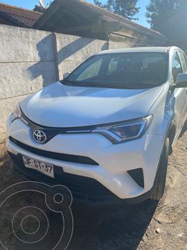 foto Toyota Rav4 2.0 Lujo 4X2 usado (2017) color Blanco Perla precio $14.500.000
