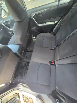 Toyota RAV4 2.0L 4x4 Full usado (2024) color Blanco Perla precio u$s32 500