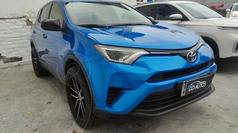 Toyota Rav4 2.0L 4x2 Aut usado (2016) color Azul Metalico precio u$s23.900