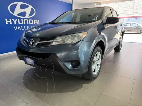 Toyota RAV4 LE usado (2013) color Azul precio $235,000