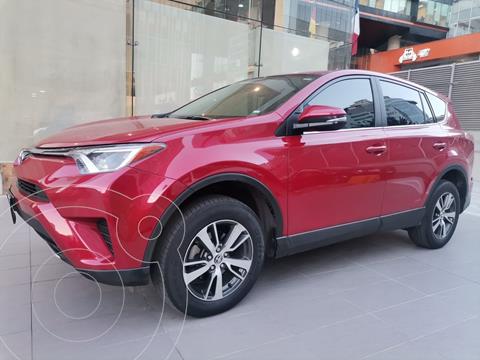 Toyota RAV4 XLE usado (2017) color Rojo Cobrizo precio $390,000