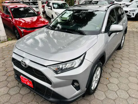 Toyota RAV4 XLE 4WD usado (2020) color Plata financiado en mensualidades(enganche $98,631 mensualidades desde $8,761)