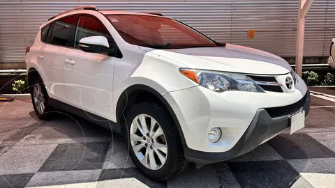 Toyota RAV4 Limited usado (2014) color Blanco precio $260,000