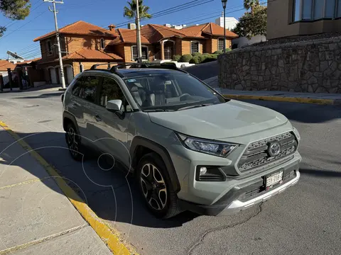 Toyota RAV4 Adventure usado (2020) color Gris Oscuro precio $520,000