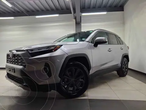 Toyota RAV4 Limited usado (2022) color Plata precio $599,000