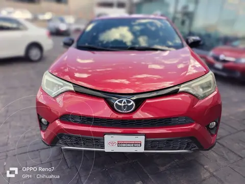 Toyota RAV4 SE 4WD usado (2017) color Rojo Cobrizo precio $435,000