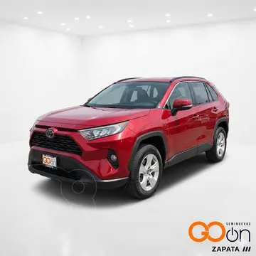 Toyota RAV4 LE usado (2021) color TOY_AZ_AZUL precio $375,000