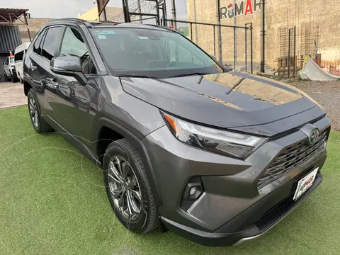 Toyota RAV4 Limited usado (2022) color Gris Oscuro precio $629,999