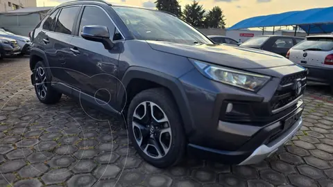 Toyota RAV4 Adventure usado (2019) color Gris precio $400,000