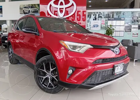 Toyota RAV4 SE 4WD usado (2016) color Rojo precio $325,000
