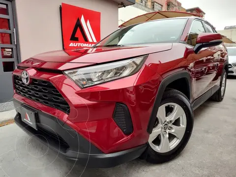 Toyota RAV4 LE usado (2020) color Rojo precio $449,000