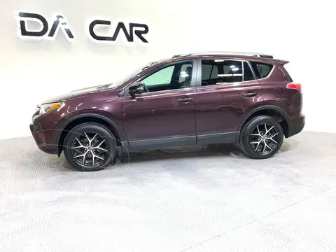 Toyota RAV4 SE 4WD usado (2017) color Marron financiado en mensualidades(enganche $146,650 mensualidades desde $7,781)