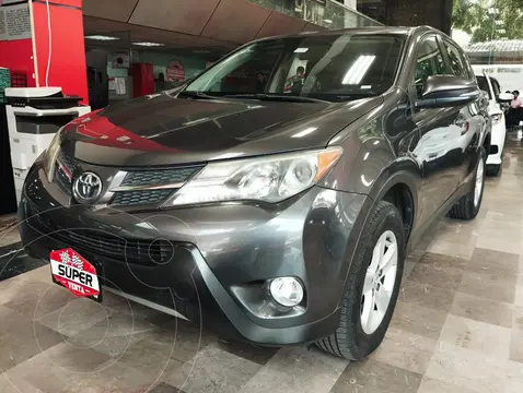 foto Toyota RAV4 XLE usado (2014) color Gris precio $269,000