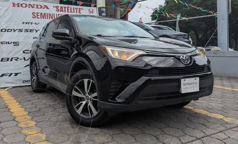 Toyota RAV4 LE usado (2016) color Negro precio $265,000