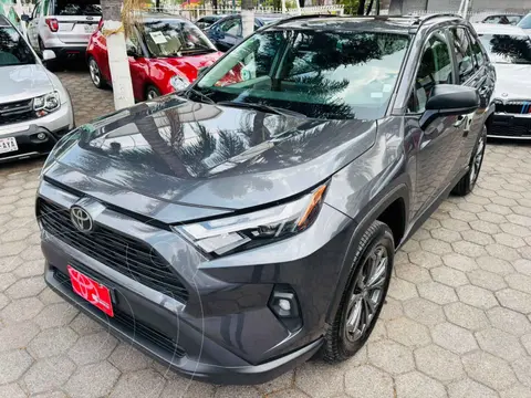 Toyota RAV4 XLE usado (2024) color Gris financiado en mensualidades(enganche $153,188 mensualidades desde $13,607)