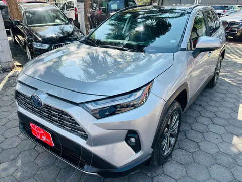 Toyota RAV4 170080 usado (2023) color Plata precio $697,000