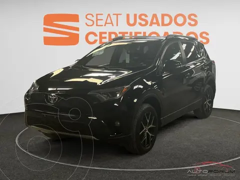 Toyota RAV4 SE 4WD usado (2017) color Negro precio $330,900