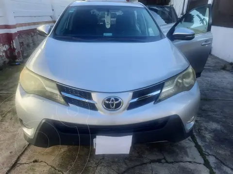 Toyota RAV4 Limited usado (2014) color Plata precio $260,000