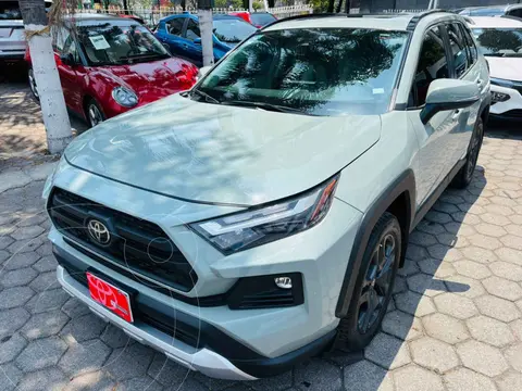 Toyota RAV4 Adventure usado (2022) color Verde precio $547,000