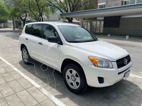foto Toyota RAV4 2.4L Base usado (2011) color Blanco precio $179,900
