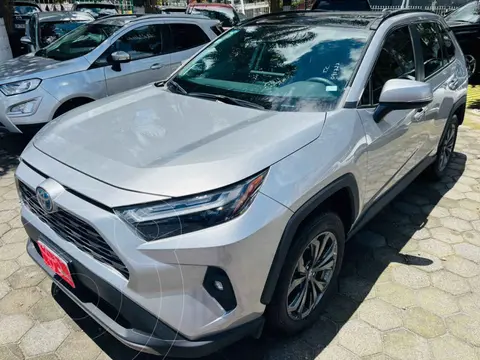 Toyota RAV4 170080 usado (2023) color Plata precio $697,000