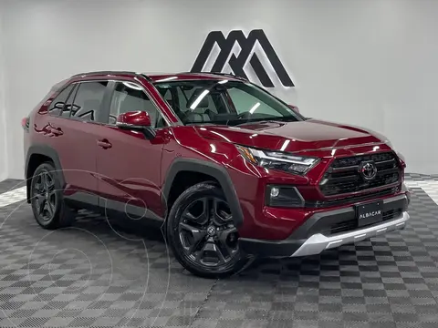 Toyota RAV4 Adventure usado (2023) color Rojo precio $619,900