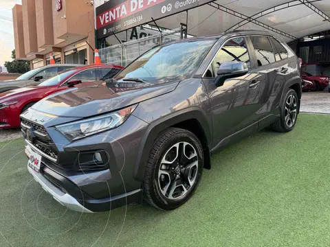 Toyota RAV4 Adventure usado (2021) color Gris precio $519,999