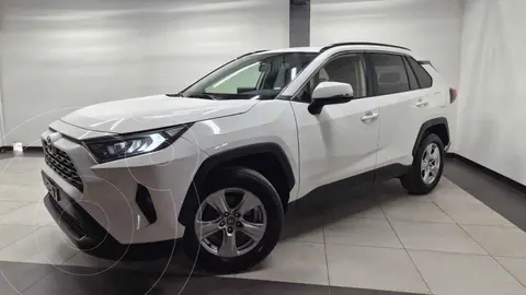 Toyota RAV4 XLE 4WD usado (2020) color Blanco financiado en mensualidades(enganche $91,740 mensualidades desde $9,050)