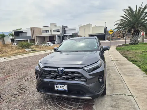 Toyota RAV4 2.4L Limited 4WD usado (2022) color Gris Oscuro precio $580,000