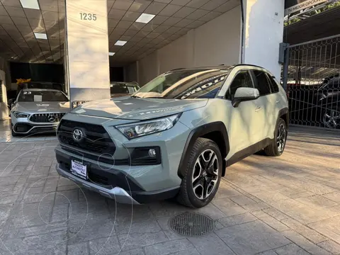 Toyota RAV4 Adventure usado (2020) color Gris precio $469,000