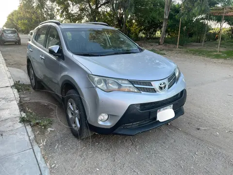 Toyota Rav4 2.5 4x2 usado (2013) color Gris precio u$s14,500