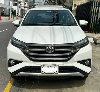 Toyota Rush  1.5L Full D-Lux Aut usado (2021) color Blanco precio u$s23,000