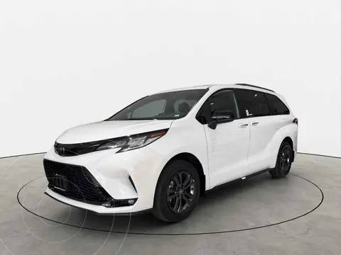 Toyota Sienna HEV XSE usado (2026) color Blanco financiado en mensualidades(enganche $238,700 mensualidades desde $23,548)