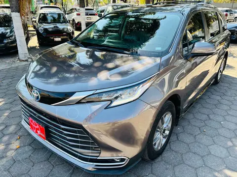 Toyota Sienna HEV Limited usado (2021) color Gris financiado en mensualidades(enganche $214,194 mensualidades desde $19,025)