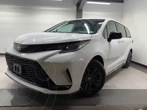 Toyota Sienna HEV XSE usado (2026) color Blanco financiado en mensualidades(enganche $234,277 mensualidades desde $23,111)