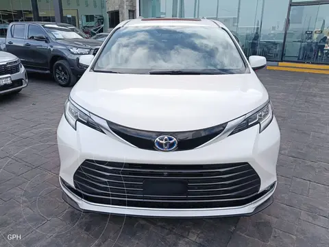 Toyota Sienna HEV Limited usado (2021) color Blanco precio $795,000