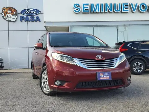 Toyota Sienna Limited 3.5L usado (2017) color Vino precio $420,000