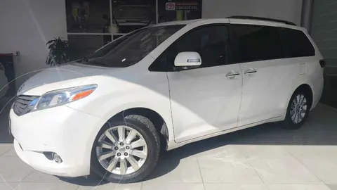 Toyota Sienna Limited 3.5L usado (2016) color Blanco financiado en mensualidades(enganche $90,200 mensualidades desde $8,898)