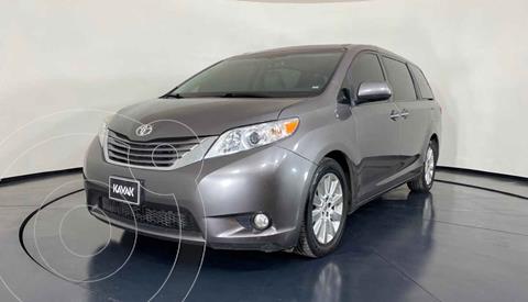 foto Toyota Sienna XLE 3.5L Piel usado (2016) color Beige precio $387,999
