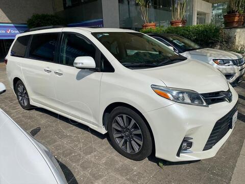 Toyota Sienna Limited 3.5L usado (2018) color Blanco precio $679,000