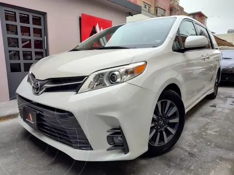 Toyota Sienna XLE 3.5L Piel usado (2018) color Blanco financiado en mensualidades(enganche $87,800 mensualidades desde $11,170)