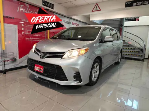 Toyota Sienna LE 3.5L usado (2019) color Plata financiado en mensualidades(enganche $82,522 mensualidades desde $8,141)